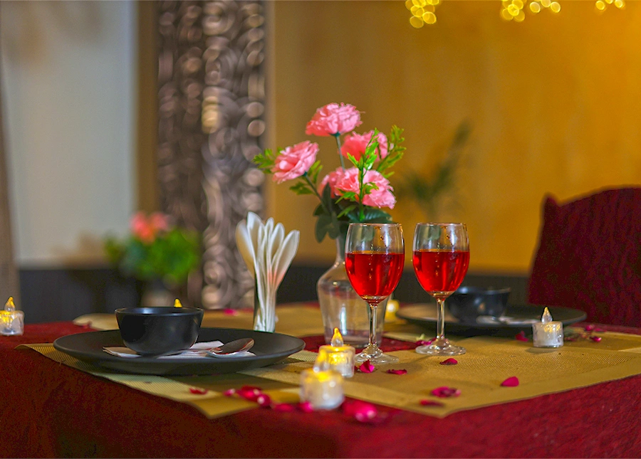 Candle Light hall